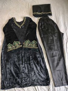 Black Velvet kurta set