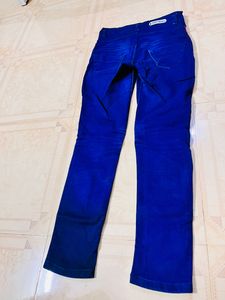 Strip Jeans