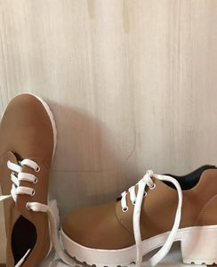 Platform Heeled Oxfords - Stylish & Comfy