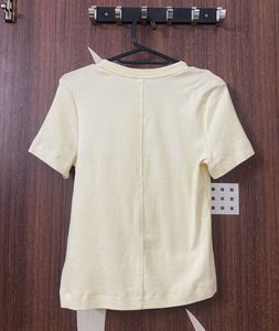 Butter Yellow Top🧈