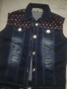 Stylish Denim Vest with Star Accents