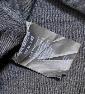 FEMME FATALE Hoodie 100% Original Rarest Balenciag