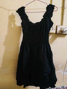 Cute Black Ruffled Dress
