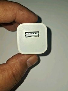 Apple Power Adapter pick up 1