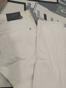 Classic White Jeans