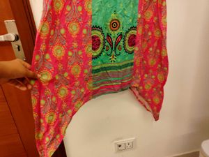 ✨ Rare Haute Curry Vibrant Designer Kurti✨