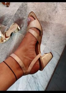 Myntra brand Roaster Gold Strappy 👠