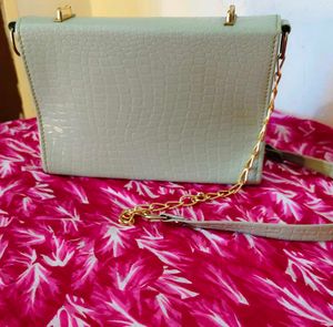 Stylish Light Green Croc Embossed Handbag