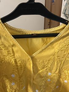 Yellow Top