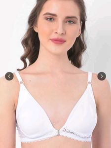 Triumph Elegant Lace Bra(FIXED PRICE)