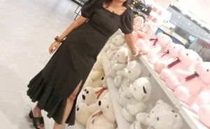 Chic Black Puff Sleeve Midi Dress