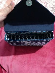 (Customisation Avl) Handmade Sling💙