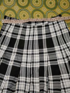 Plaid Pleated Mini Skirt