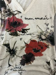 Artistic Floral Print V-Neck Tee