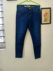 LEVI'S Classic Blue Denim SKINNY FIT Jeans