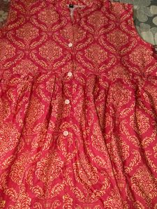 💖 Vibrant Pink Printed Sleeveless Kurta 💖
