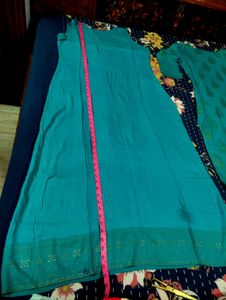 Awesome 💯Teal &amp; Gold Print Kurti