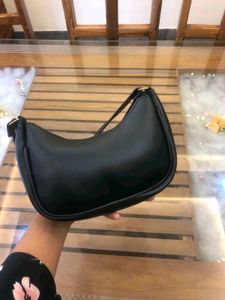Chic Black Shoulder Bag 1bag