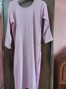 Elegant Pink Embroidered Kurta