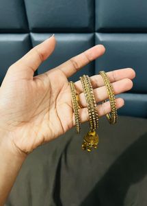 Set of Ethnic Bangles with Jhumka, bangle combo fo