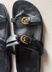 Stylish Black Buckled Sandals