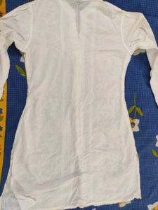 White Cotton Chikankari Kurta For Women