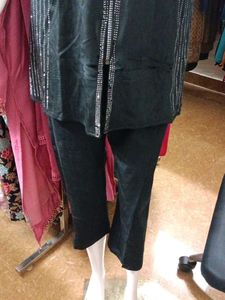 Party Wear Elegant Black Velvet Kurta Set