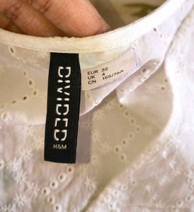 H&amp;M White Embroidered Eyelet V-Neck Top