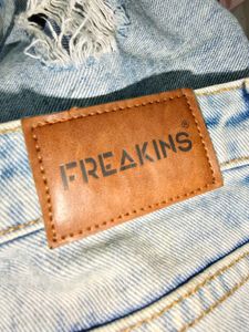 Men's Ripped Light Wash Jeans