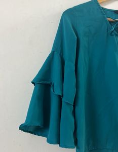 Tie-up Neck Ruffle Top For Women’s