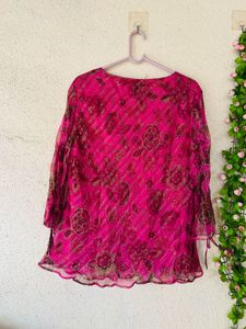 Stunning Pink Floral Print top