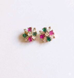 Sparkling Floral Stud Earrings