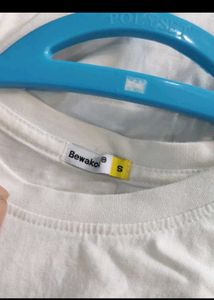 Bewakoof Classic White Crew Neck Tee