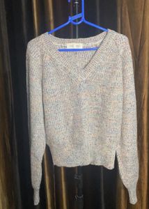 Woollen Sweater For Heavy Winters