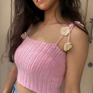 Crochet blossom blush pink crop top 🌸