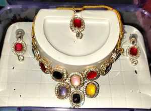 Necklace Set