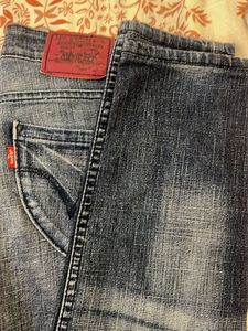 Stylish Women's Blue Denim Jeans