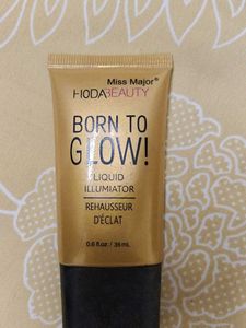 HUDA beauty gold illuminator+highliter