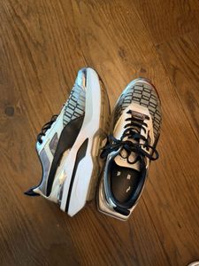 Puma Sneakers