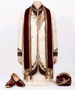 Men's Ethnic Embroidered Sherwani Set of 4