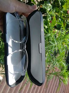 Clear Frame Glasses with Case🤩