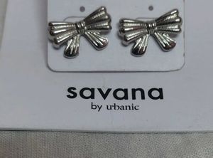Savana By Urbanic Silver Bow Earrings