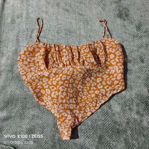 26127. Cute Orange Floral Crop Top
