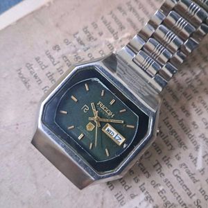 Vintage RICOH Crystal Watch