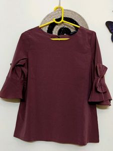 WOMEN'S TOP