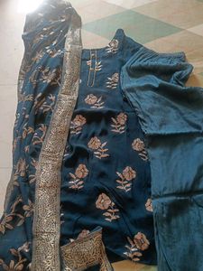 Elegant Teal Kurta Set with Golden Floral Print