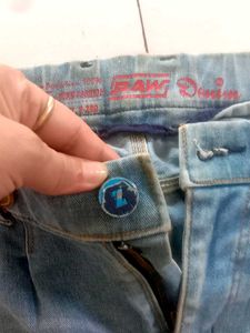 Light Wash Denim Jeans Size-32