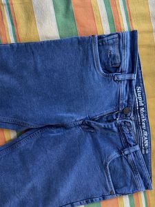 Stylish Blue Wash Jeans