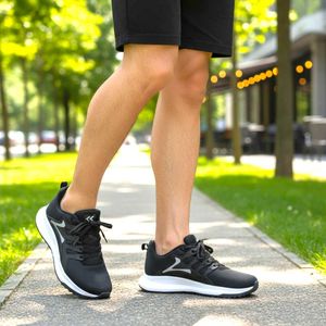 Men's Black Running Shoes