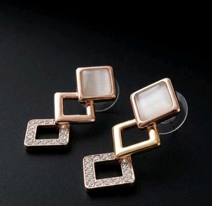 New-Classy earrings